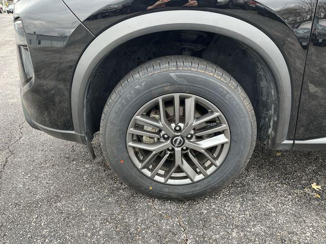 used 2024 Nissan Rogue car, priced at $16,947