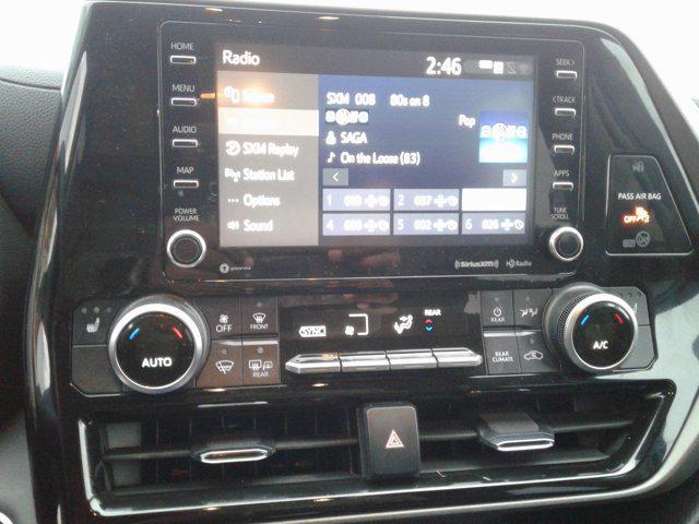 used 2021 Toyota Highlander car, priced at $31,822