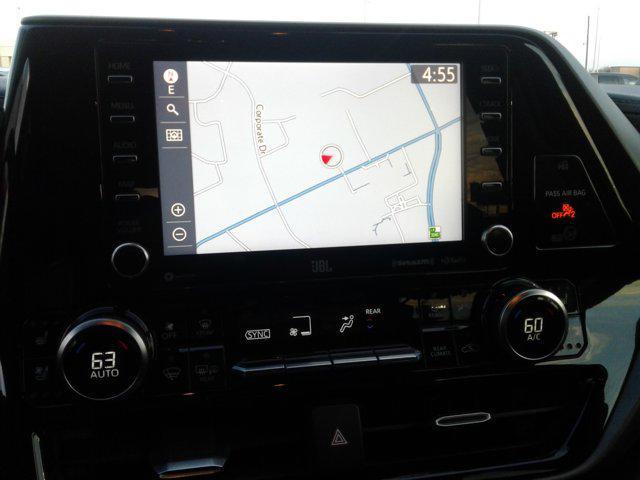 used 2020 Toyota Highlander car, priced at $25,243