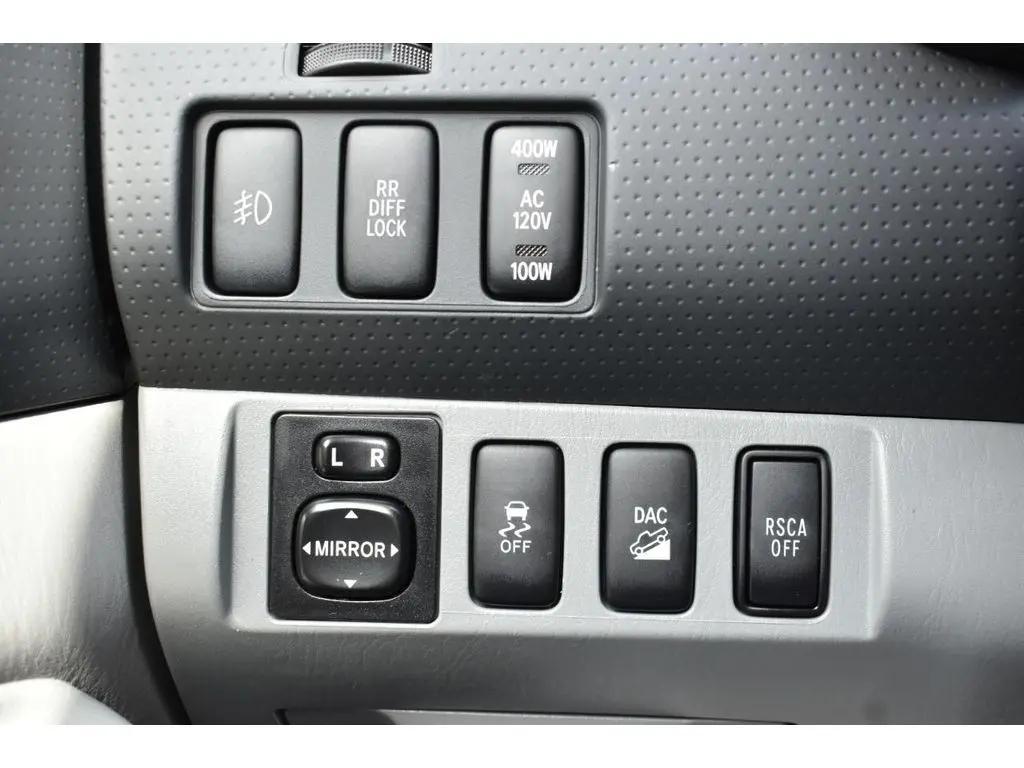 used 2013 Toyota Tacoma car, priced at $22,222
