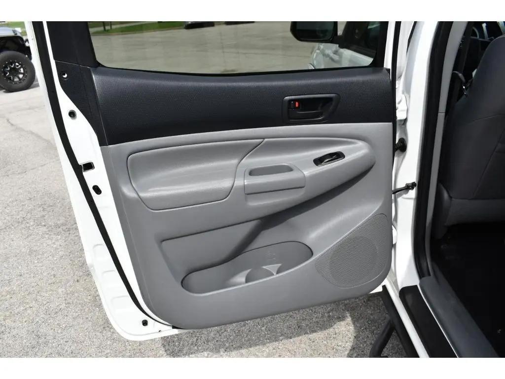used 2013 Toyota Tacoma car, priced at $22,222
