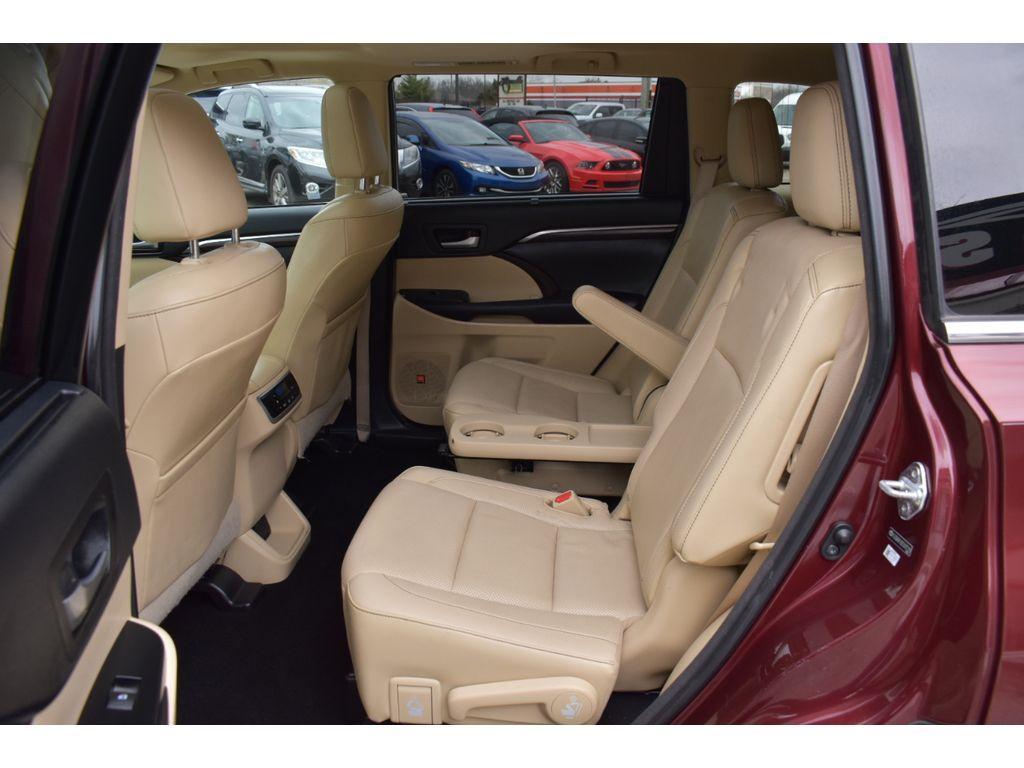 used 2014 Toyota Highlander car, priced at $18,999