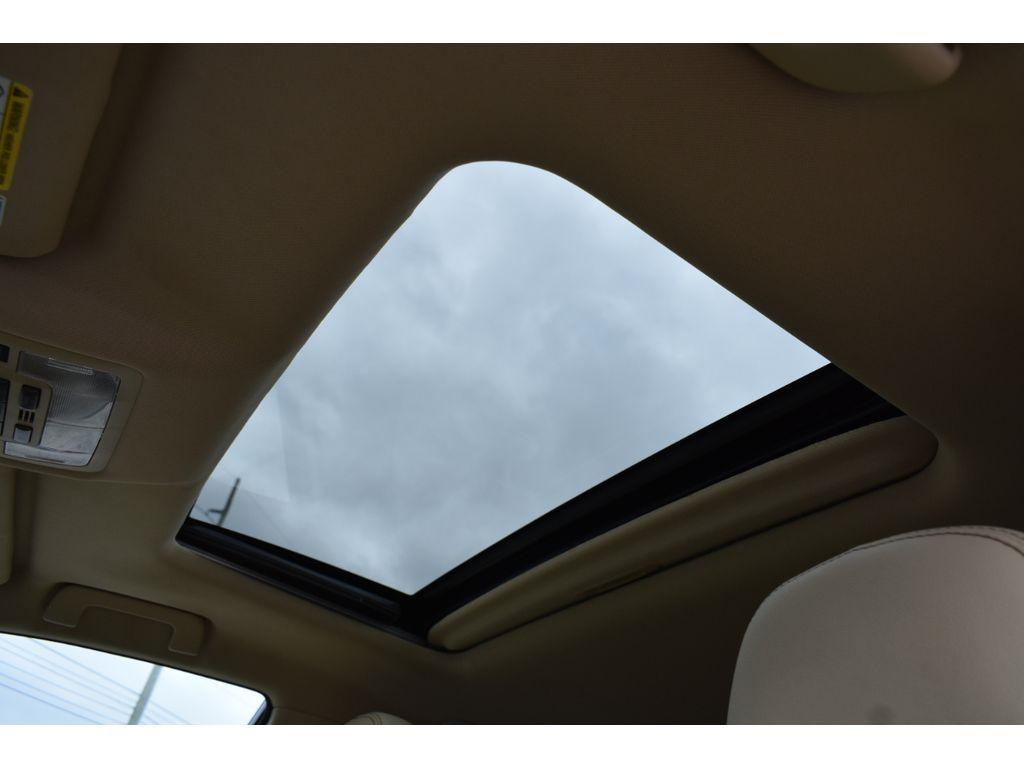 used 2014 Toyota Highlander car, priced at $18,999