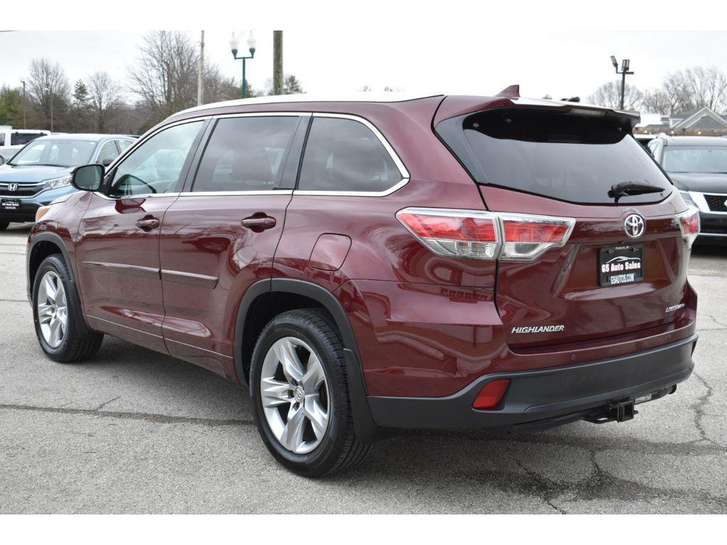 used 2014 Toyota Highlander car, priced at $18,999