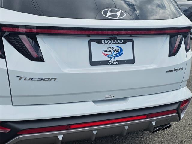 2024 White Pearl Hyundai TUCSON Hybrid
