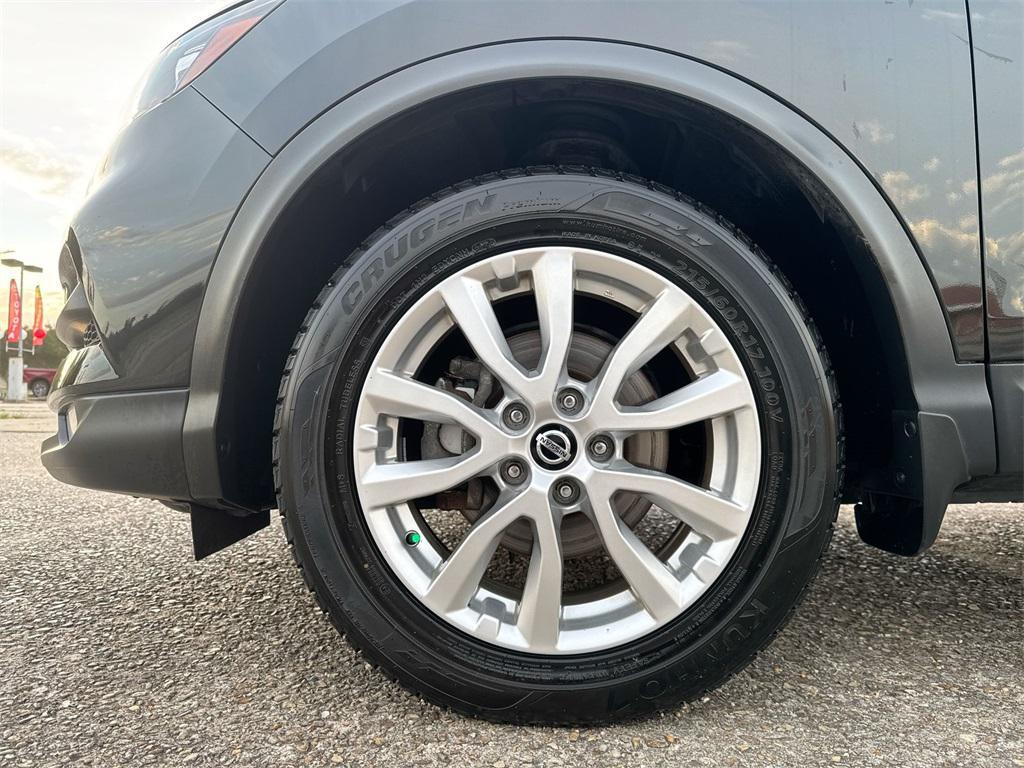 used 2022 Nissan Rogue Sport car, priced at $18,417