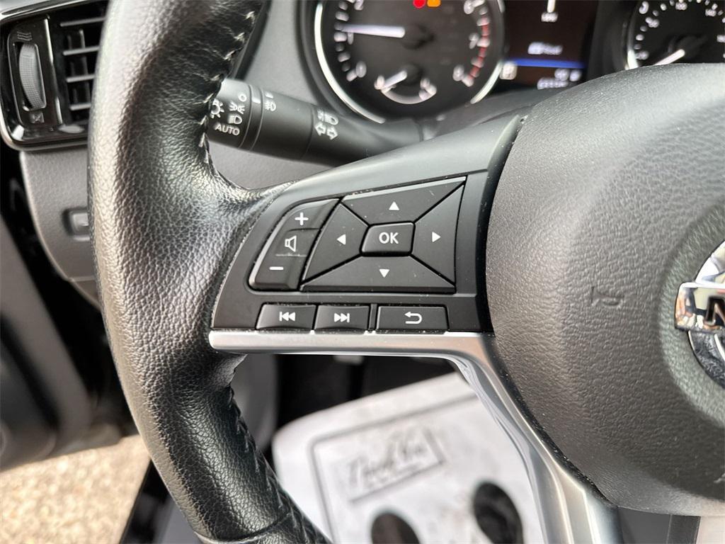 used 2022 Nissan Rogue Sport car, priced at $18,417