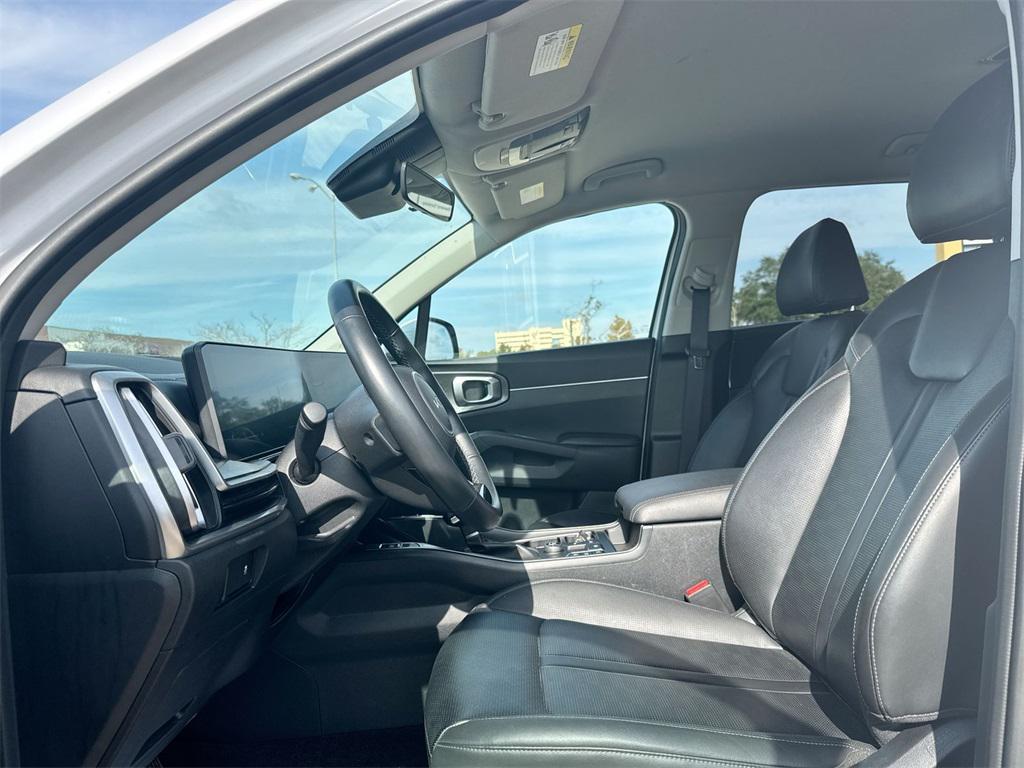 used 2024 Kia Sorento car, priced at $26,285
