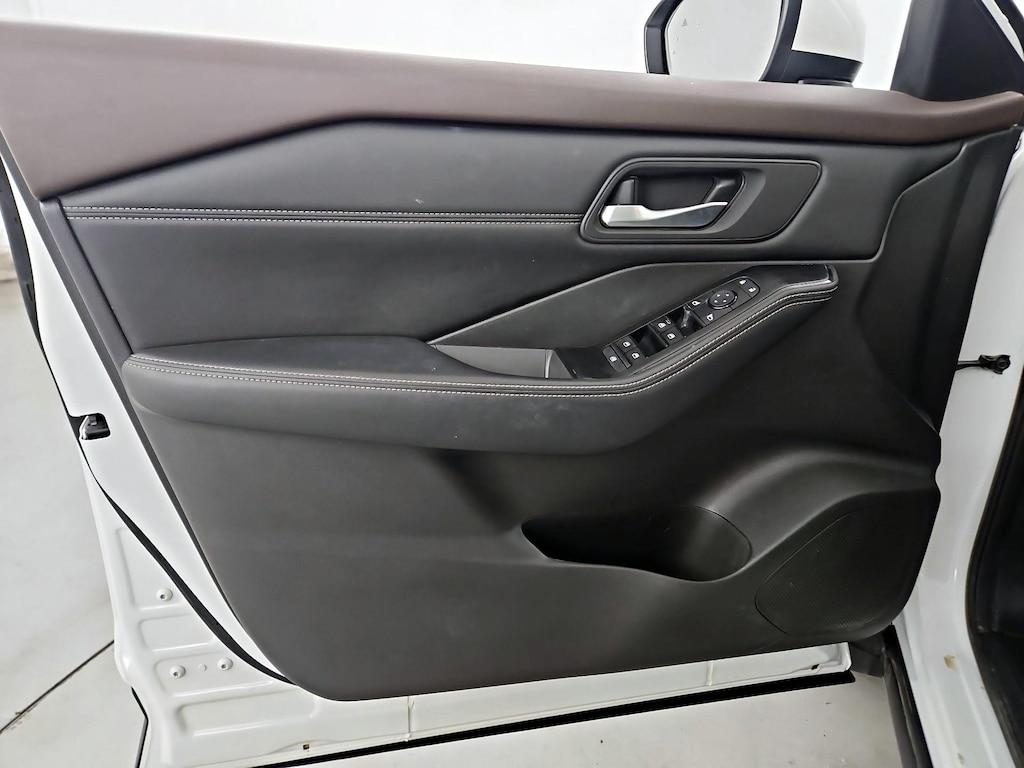 used 2022 Nissan Rogue car, priced at $22,998