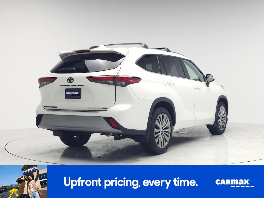 used 2021 Toyota Highlander car, priced at $37,998