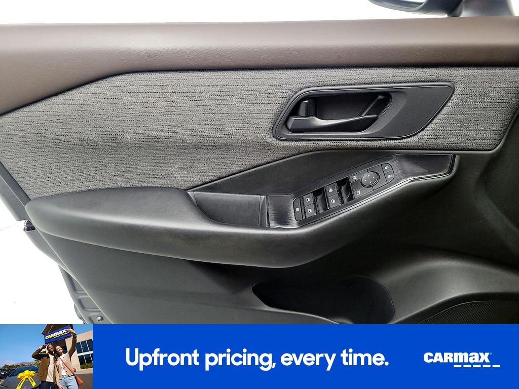 used 2023 Nissan Rogue car, priced at $22,998