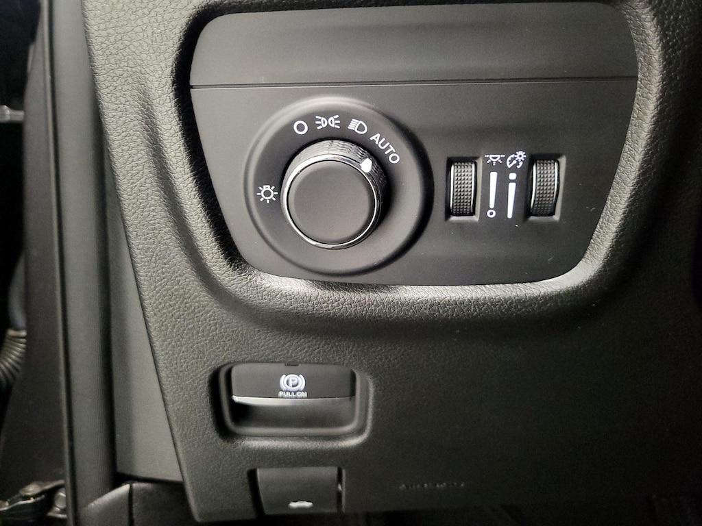 used 2024 Jeep Grand Cherokee car, priced at $28,998