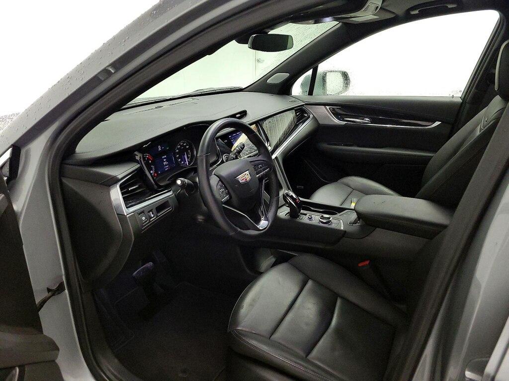 used 2025 Cadillac XT6 car, priced at $38,998