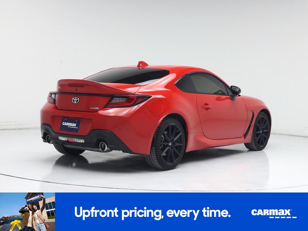 used 2025 Toyota GR86 car, priced at $35,998