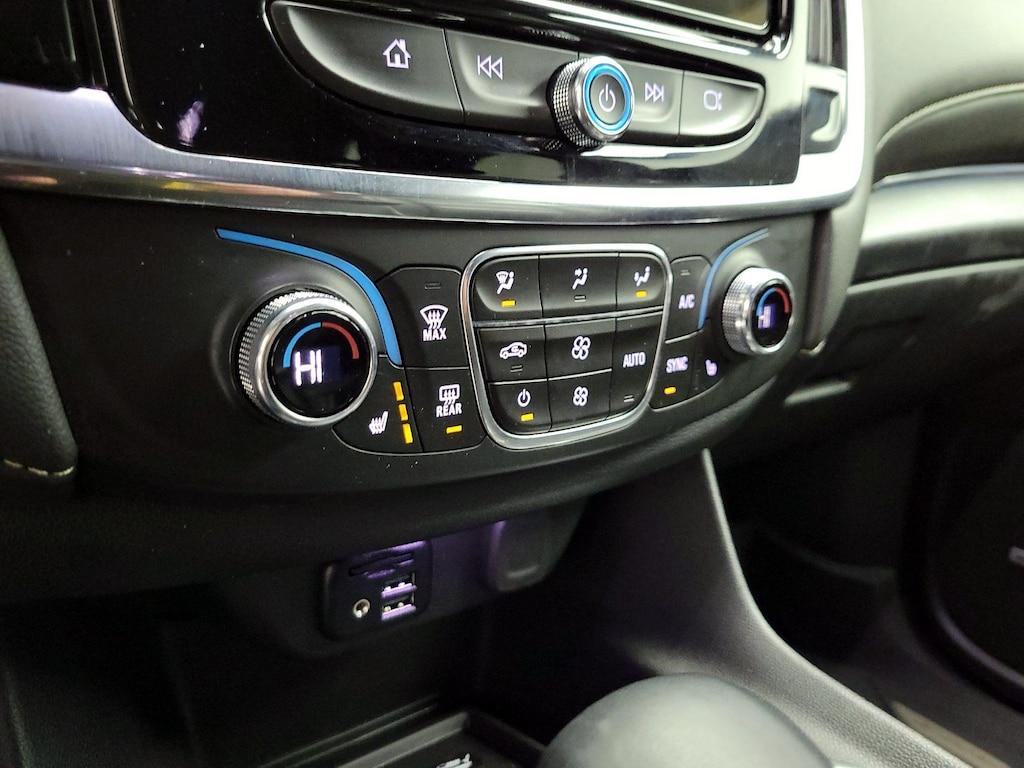 used 2023 Chevrolet Traverse car, priced at $34,998