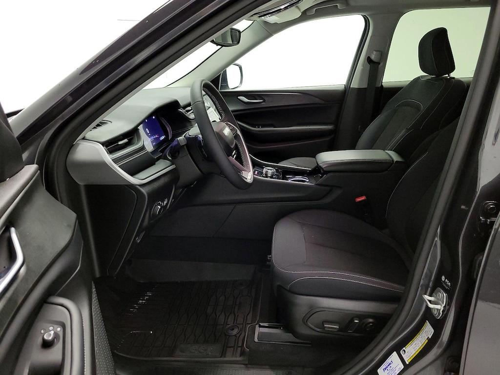 used 2023 Jeep Grand Cherokee car, priced at $28,998