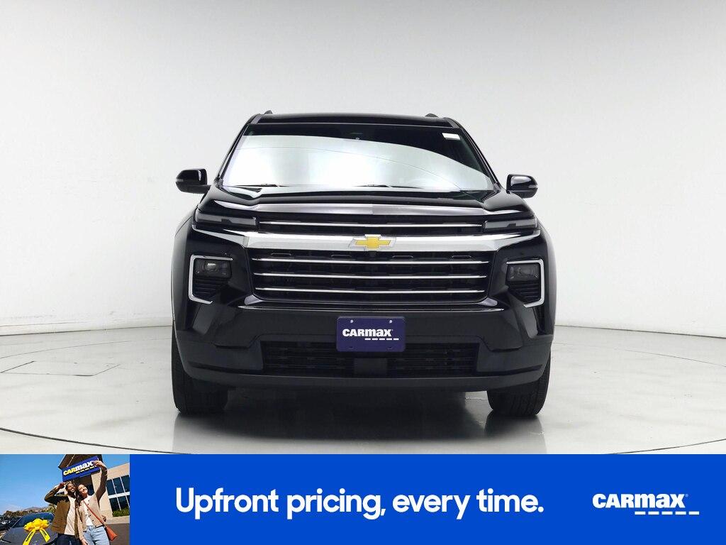 used 2025 Chevrolet Traverse car, priced at $39,998