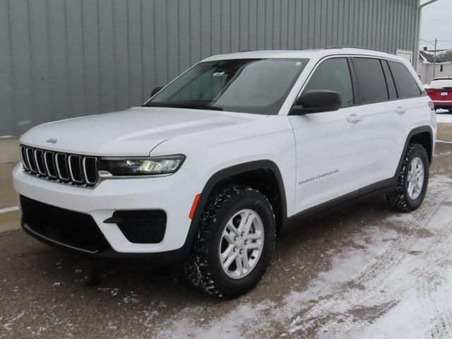 used 2023 Jeep Grand Cherokee car, priced at $26,998