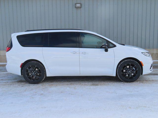 new 2026 Chrysler Pacifica car, priced at $46,498