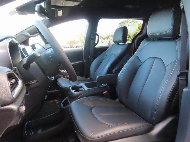 new 2026 Chrysler Pacifica car, priced at $46,338