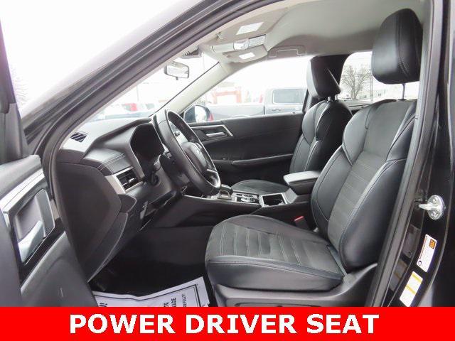 used 2024 Mitsubishi Outlander car, priced at $23,990