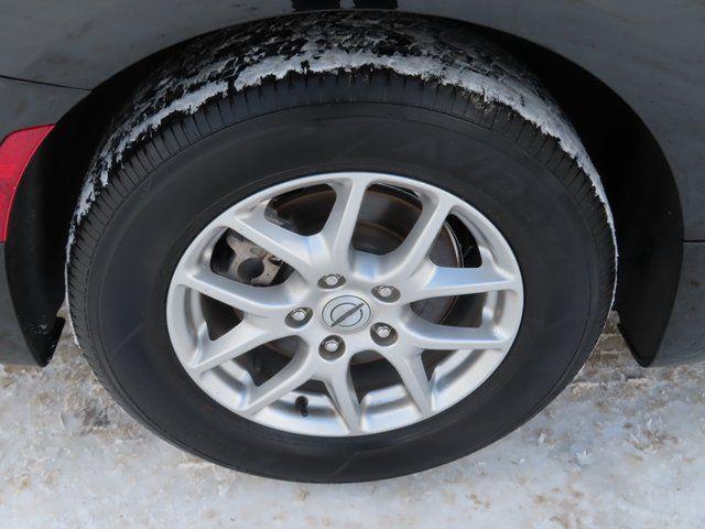 used 2024 Chrysler Pacifica car, priced at $28,277