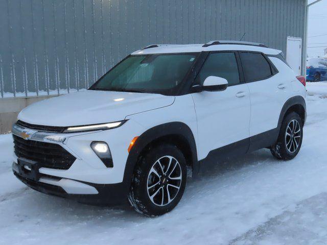 used 2025 Chevrolet TrailBlazer car, priced at $22,397