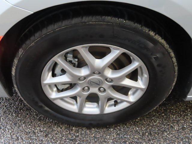 used 2024 Chrysler Pacifica car, priced at $28,581