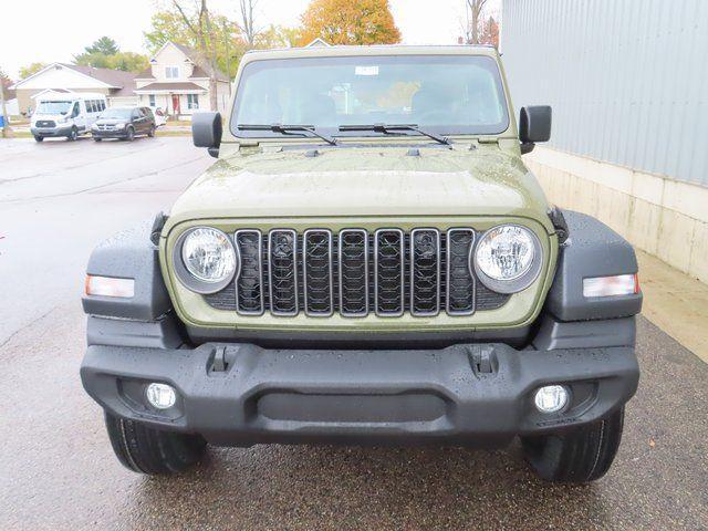 new 2026 Jeep Wrangler car, priced at $38,587