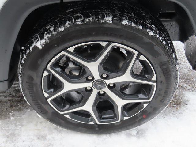 new 2026 Jeep Compass car, priced at $33,300