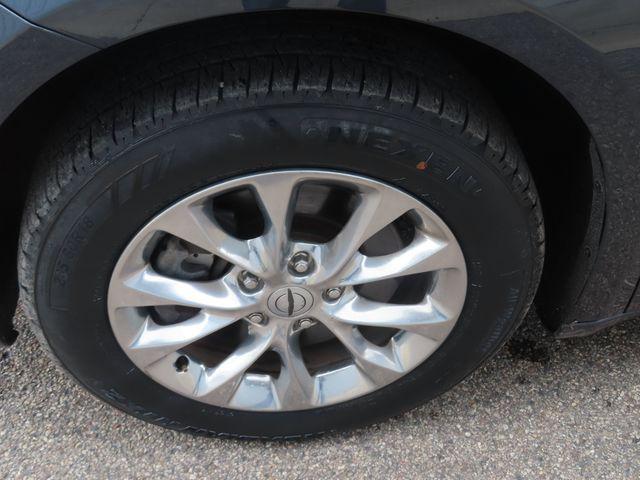 used 2021 Chrysler Pacifica car, priced at $25,612