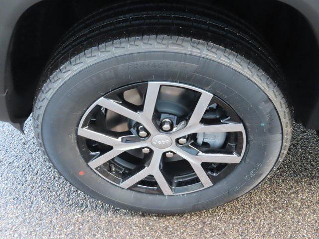 new 2025 Jeep Grand Cherokee L car, priced at $45,098