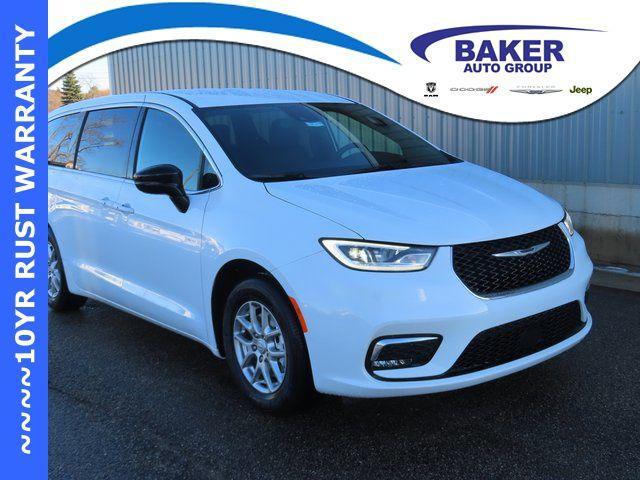 new 2026 Chrysler Pacifica car, priced at $42,157
