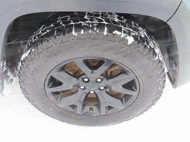 used 2015 Jeep Cherokee car, priced at $6,998