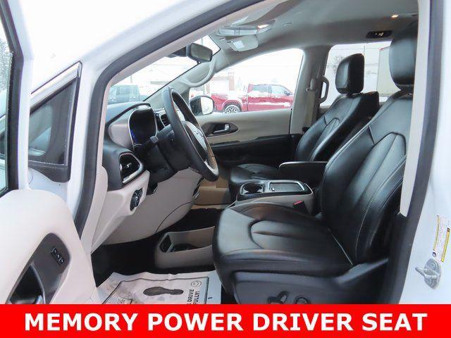 used 2024 Chrysler Pacifica car, priced at $28,497