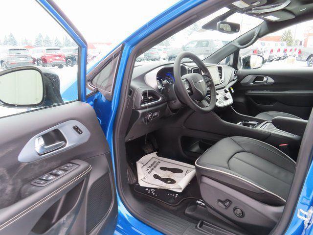 new 2026 Chrysler Pacifica car, priced at $53,127
