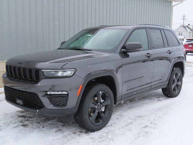 new 2025 Jeep Grand Cherokee car, priced at $47,070