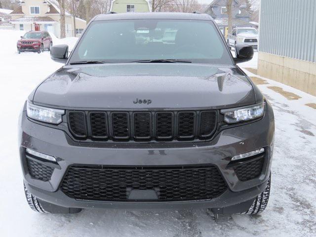 new 2025 Jeep Grand Cherokee car, priced at $45,550