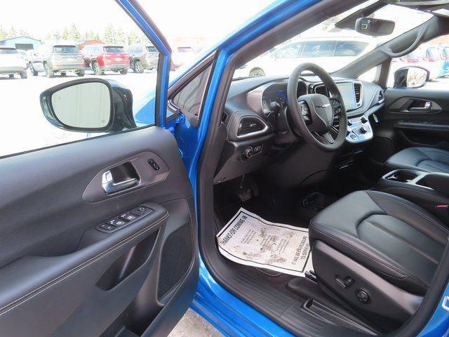 new 2026 Chrysler Pacifica car, priced at $49,684