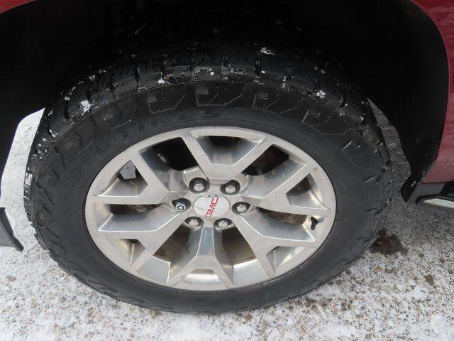 used 2019 GMC Yukon car, priced at $25,957