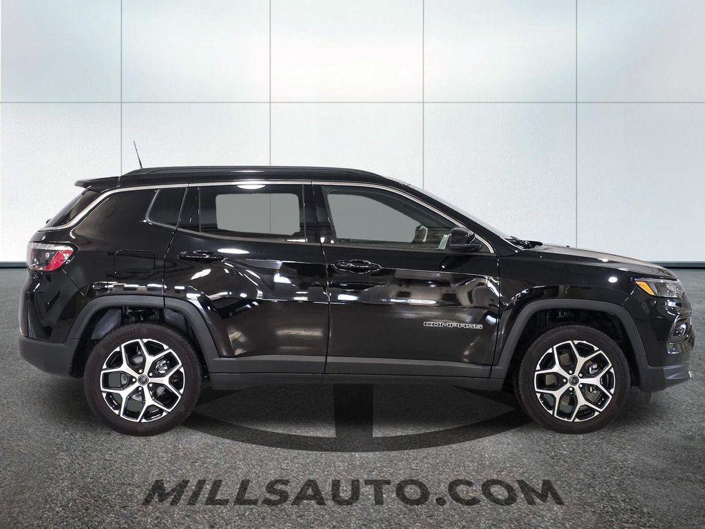 new 2026 Jeep Compass car, priced at $34,048