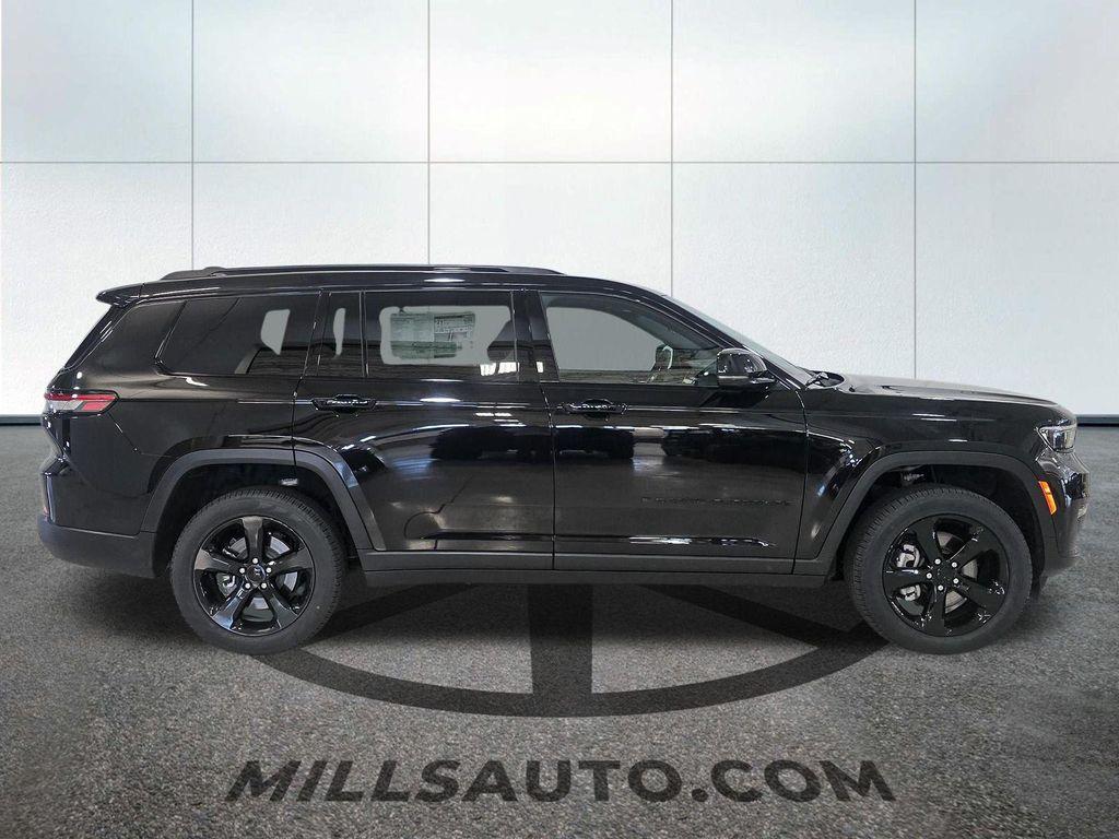 new 2025 Jeep Grand Cherokee L car, priced at $49,828