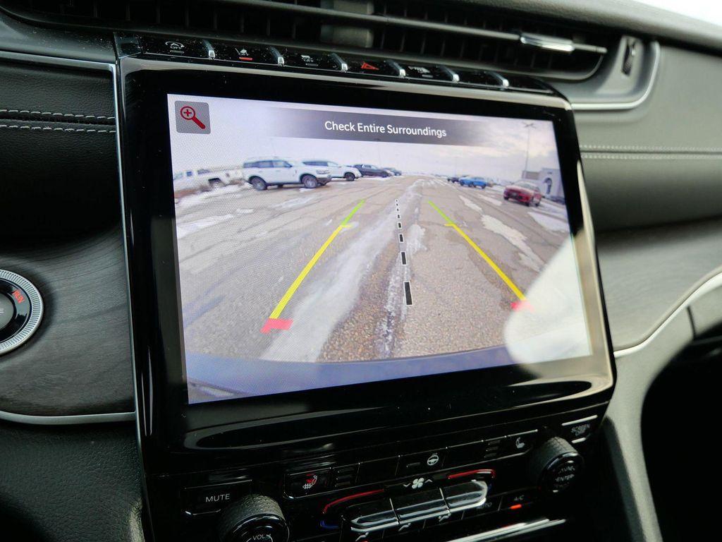 new 2025 Jeep Grand Cherokee L car, priced at $43,467