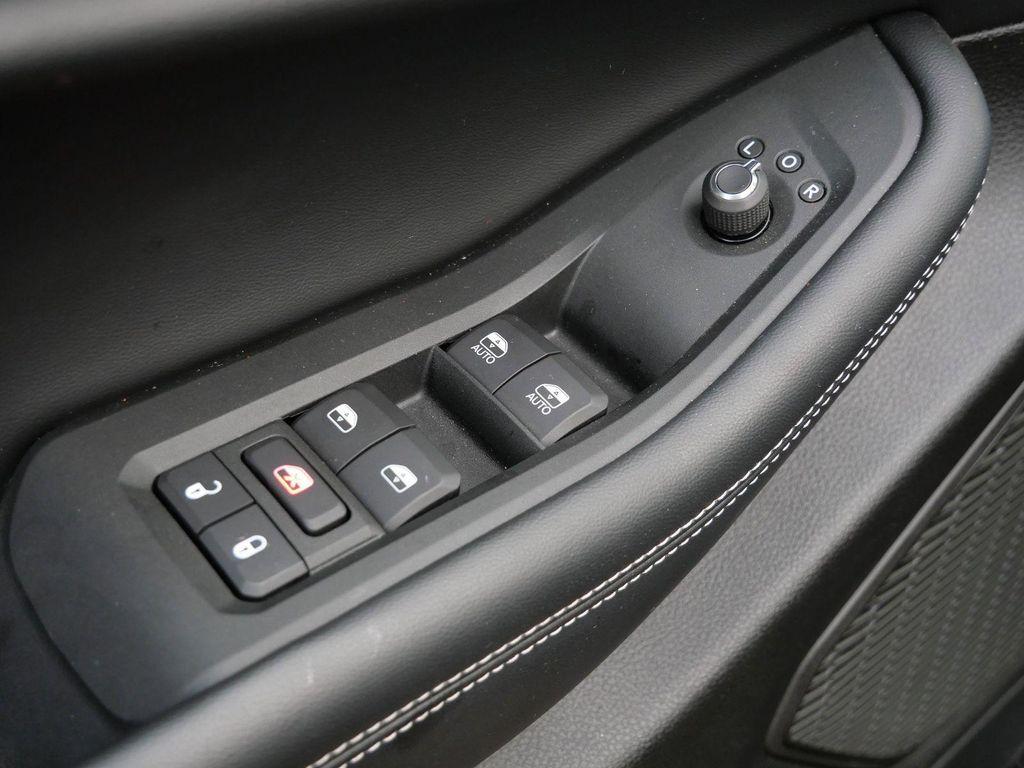 new 2025 Jeep Grand Cherokee L car, priced at $43,467