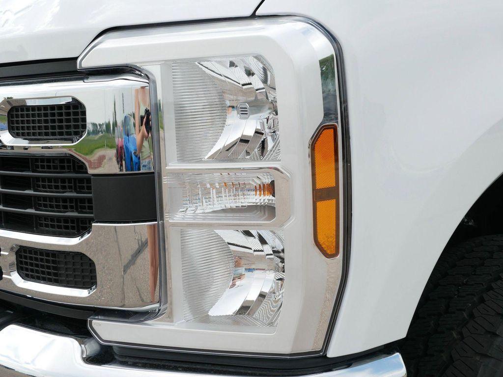 new 2025 Ford F-350 car, priced at $49,606
