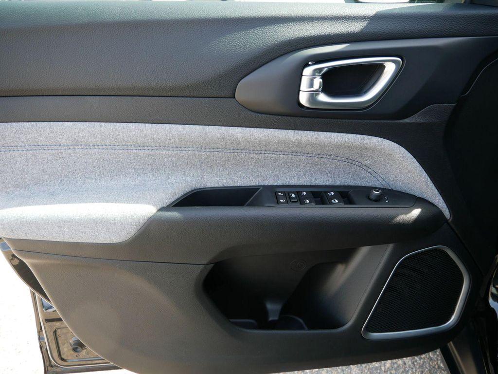 new 2025 Jeep Compass car, priced at $31,535