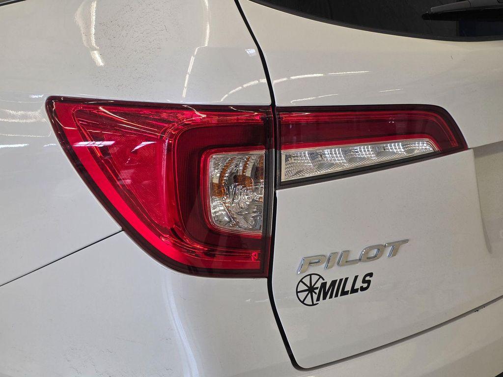 used 2022 Honda Pilot car, priced at $26,491