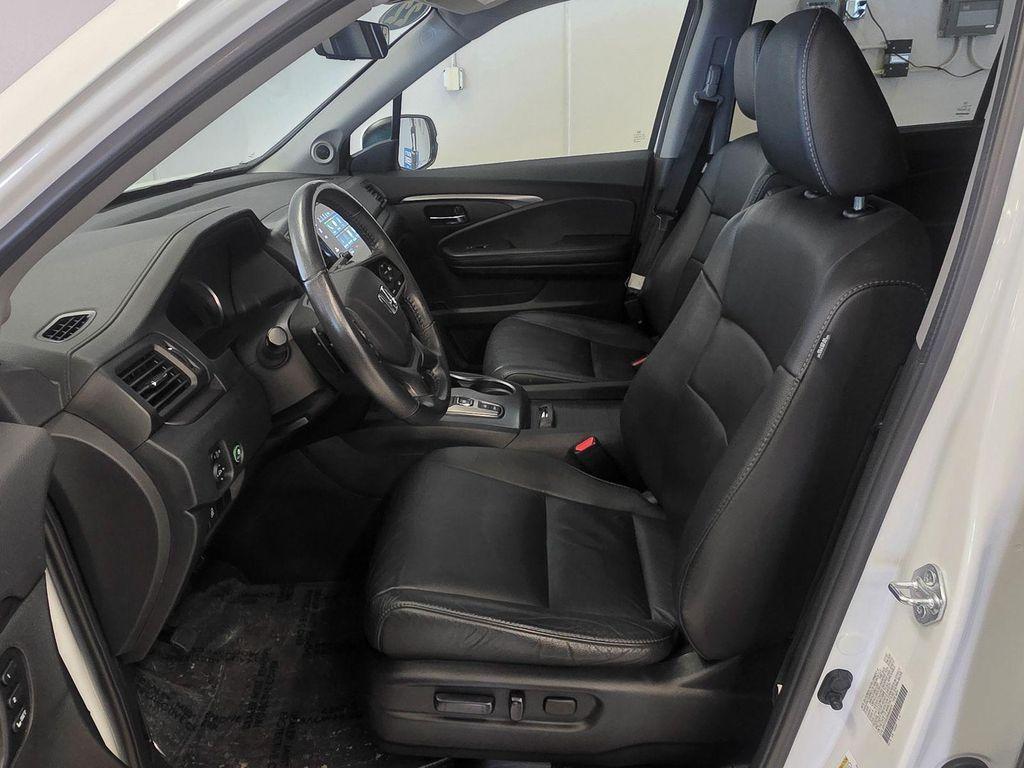 used 2022 Honda Pilot car, priced at $26,491