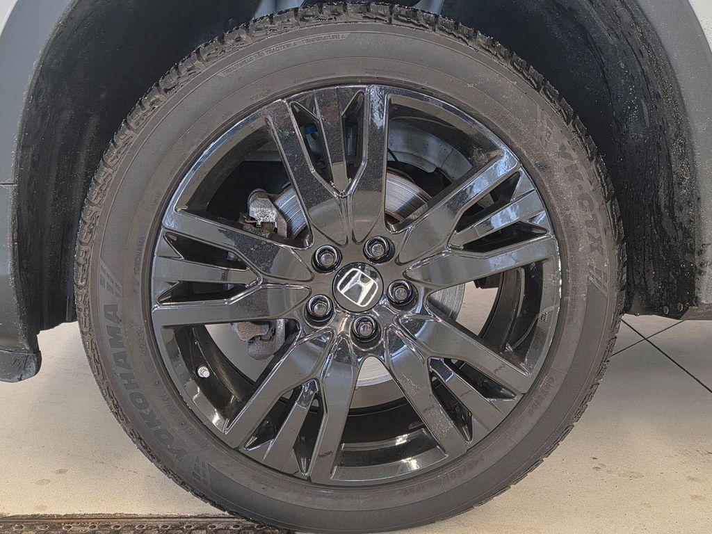 used 2022 Honda Pilot car, priced at $26,491