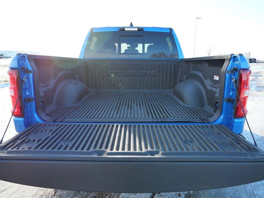 new 2025 Ram 1500 car, priced at $52,275